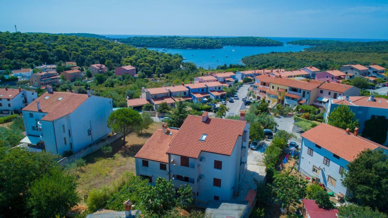 Apartments Cezar Винкуран Экстерьер фото