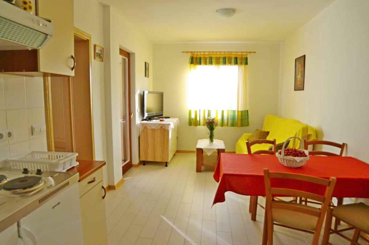 Apartments Cezar Винкуран Экстерьер фото